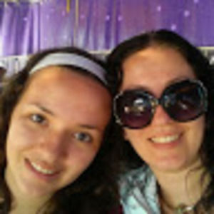 Meet your Posher, Caitlin